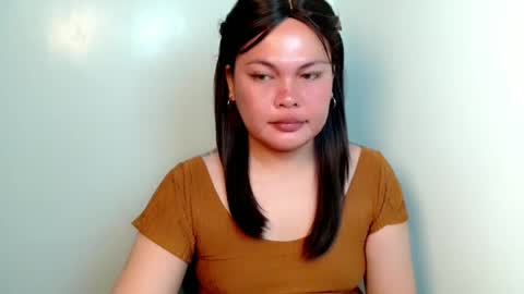 Snapshot of filipina_oh_carol chatting on 05-20-26, 01:23 miss carol online show from 05-20-26, 01:23