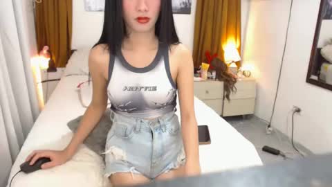 Snapshot of filipina_sweety chatting on 01-25-25, 08:10 stephanie online show from 01-25-25, 08:10