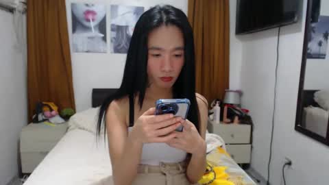 Snapshot of filipina_sweety chatting on 02-20-25, 12:36 stephanie online show from 02-20-25, 12:36
