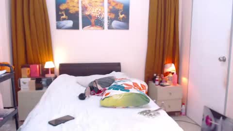 stephanie online show from 07-15-26, 02:33