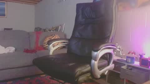 Snapshot of filisdude chatting on 12-02-25, 08:48 frank online show from 12-02-25, 08:48