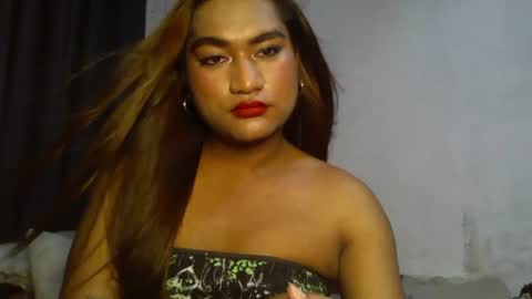 Snapshot of filthybarbie chatting on 06-25-26, 04:56 B A R B I E online show from 06-25-26, 04:56