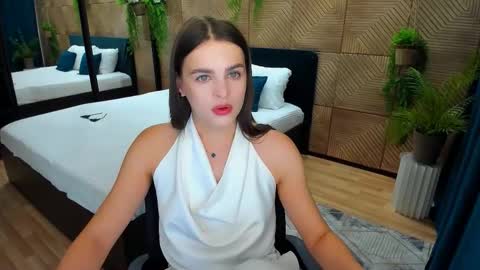 Amanda online show from 09-18-25, 10:17