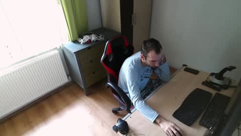 Jane and Findo online show from 01-04-25, 04:12