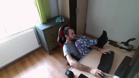 Jane and Findo online show from 01-13-25, 05:44