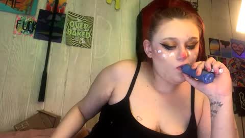 Snapshot of findommefoxi chatting on 12-20-24, 05:47 findommefoxi online show from 12-20-24, 05:47