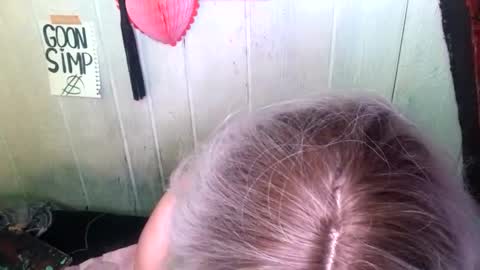 Snapshot of findommefoxi chatting on 01-31-25, 01:43 findommefoxi online show from 01-31-25, 01:43