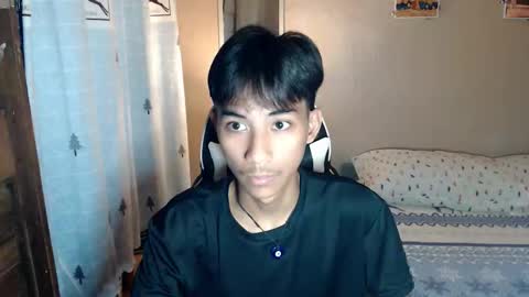 fineboii_rey18 online show from 10-09-25, 04:10
