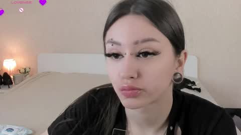 Hey I am Diana   HELP ME TO RICH 100 THUMBS UP online show from 05-18-26, 09:26