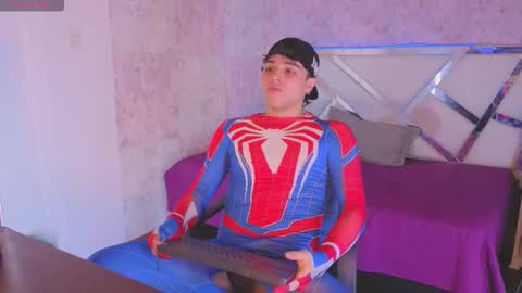 Snapshot of finn_anderson chatting on 03-17-26, 08:45 Mateo online show from 03-17-26, 08:45