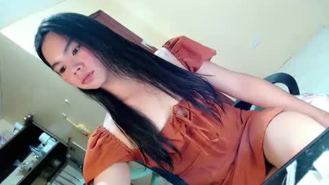 FIONA online show from 04-19-26, 03:44