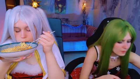 Snapshot of fioramarmoris chatting on 12-29-24, 02:42 fiora online show from 12-29-24, 02:42