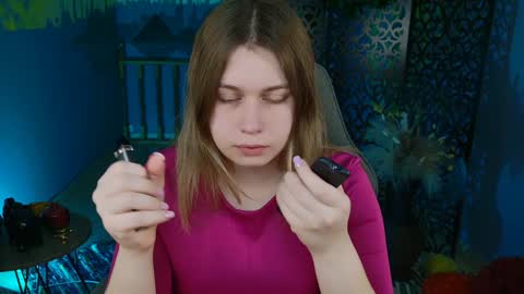 Snapshot of fioramarmoris chatting on 01-08-25, 05:05 fiora online show from 01-08-25, 05:05