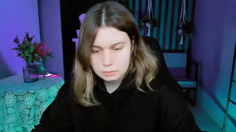 Snapshot of fioramarmoris chatting on 01-25-25, 05:07 fiora online show from 01-25-25, 05:07