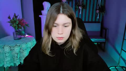 Snapshot of fioramarmoris chatting on 01-25-25, 08:21 fiora online show from 01-25-25, 08:21