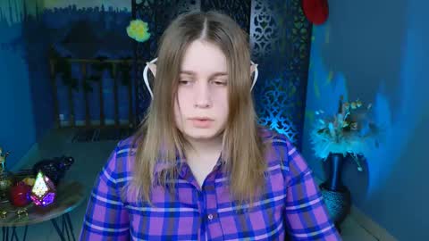 Snapshot of fioramarmoris chatting on 03-11-25, 04:40 fiora online show from 03-11-25, 04:40