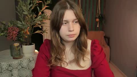 Snapshot of fioramarmoris chatting on 12-04-25, 01:09 fiora online show from 12-04-25, 01:09