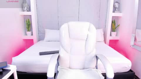 Fiorela online show from 04-10-26, 04:39