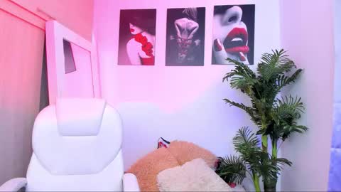 fiore   online show from 09-13-25, 09:25