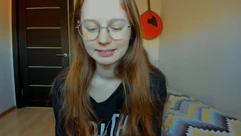 fire_luna online show from 02-24-25, 09:10