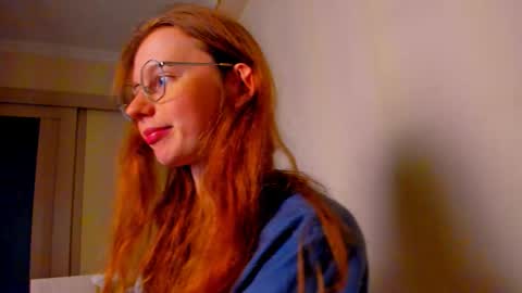 fire_luna online show from 11-23-25, 05:02