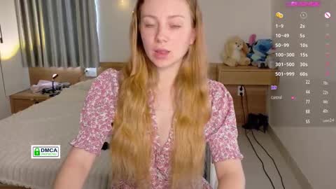 Snapshot of fire_red_ chatting on 10-30-25, 07:32 Liss online show from 10-30-25, 07:32