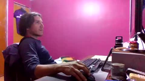 Ricardo online show from 02-10-25, 04:41