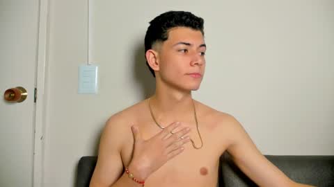 Nicolas online show from 12-21-25, 02:57