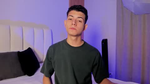 Nicolas online show from 02-13-26, 01:07