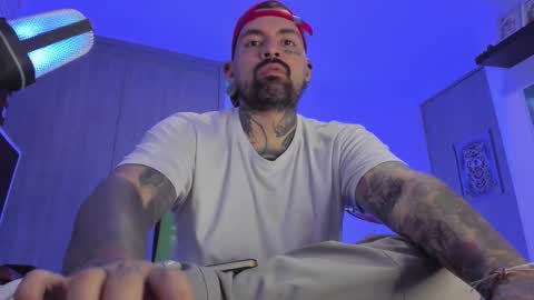 fisherrman666 online show from 11-23-25, 04:01