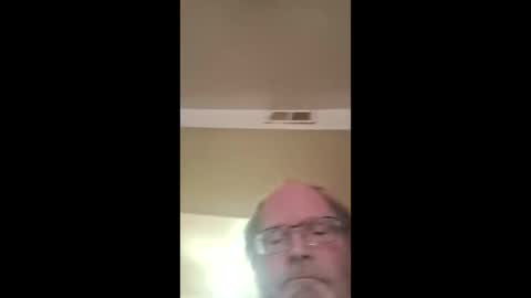 Snapshot of fishingaroundforanything chatting on 12-16-25, 10:15 Hercomeonmyface online show from 12-16-25, 10:15