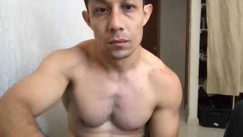 Snapshot of fitboyman chatting on 02-23-25, 04:24 fitboyman online show from 02-23-25, 04:24