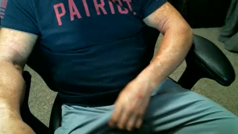 fitguy40 online show from 04-11-26, 10:25