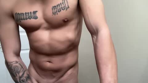 fithornyandtatted online show from 12-18-24, 04:06