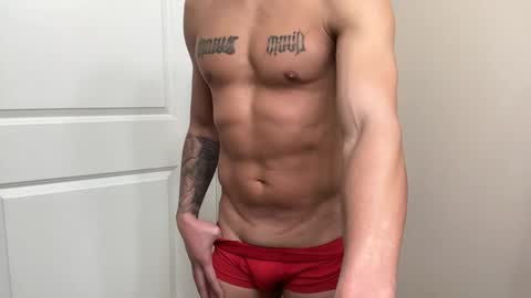 Snapshot of fithornyandtatted chatting on 12-02-25, 08:37 fithornyandtatted online show from 12-02-25, 08:37