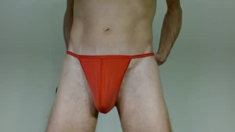 Snapshot of fithotguy90 chatting on 06-20-26, 06:11 Luis online show from 06-20-26, 06:11