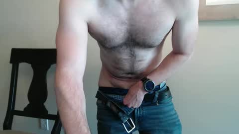 Snapshot of fithubby80 chatting on 03-19-26, 10:47 fithubby80 online show from 03-19-26, 10:47