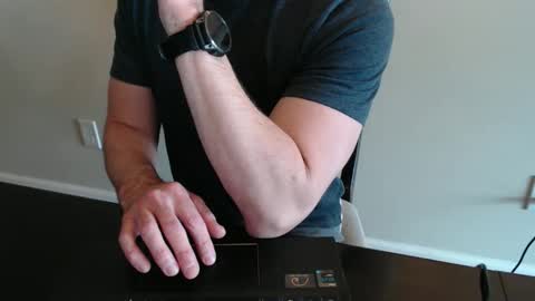 Snapshot of fithubby80 chatting on 03-27-26, 07:24 fithubby80 online show from 03-27-26, 07:24