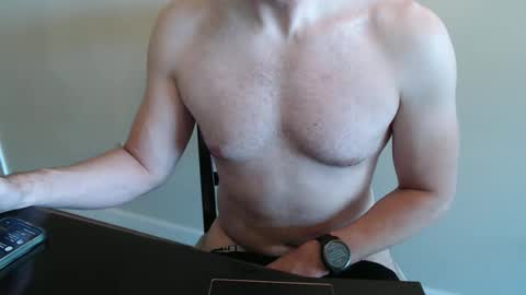 Snapshot of fithubby80 chatting on 03-28-26, 05:12 fithubby80 online show from 03-28-26, 05:12