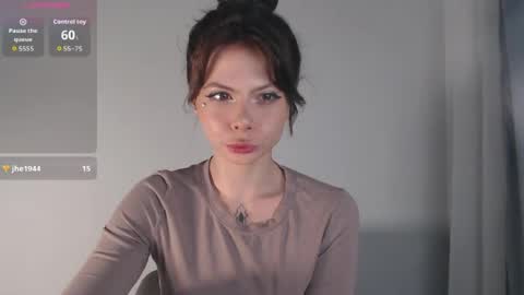 fitmila online show from 07-25-26, 08:28