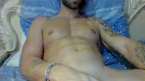 Snapshot of fitness1989 chatting on 12-14-24, 10:28 fitness1989 online show from 12-14-24, 10:28