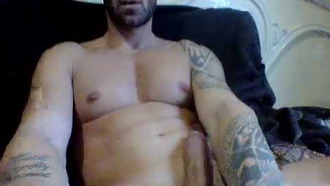 Snapshot of fitness1989 chatting on 01-08-25, 01:20 fitness1989 online show from 01-08-25, 01:20