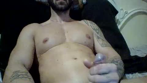 Snapshot of fitness1989 chatting on 01-16-25, 09:16 fitness1989 online show from 01-16-25, 09:16