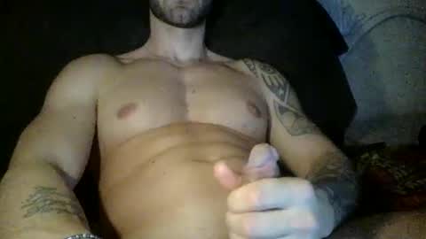 Snapshot of fitness1989 chatting on 02-18-25, 08:58 fitness1989 online show from 02-18-25, 08:58