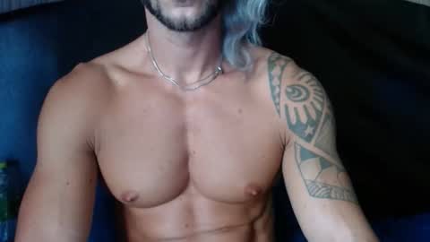 Snapshot of fitness1989 chatting on 12-02-25, 04:18 fitness1989 online show from 12-02-25, 04:18