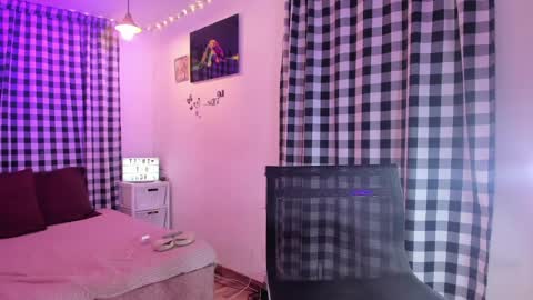 Snapshot of fitrosexxx chatting on 07-23-26, 12:35 Margarita online show from 07-23-26, 12:35