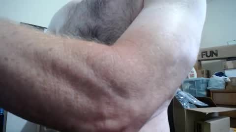  Links in Bio below online show from 09-17-25, 11:34