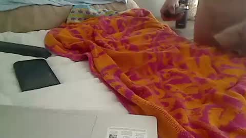 Snapshot of fjcs73 chatting on 11-24-25, 05:56 fjcs73 online show from 11-24-25, 05:56