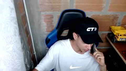  FLACO  online show from 01-04-25, 08:16