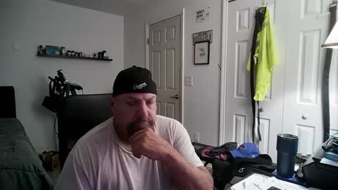 Florida guy online show from 12-11-24, 04:18